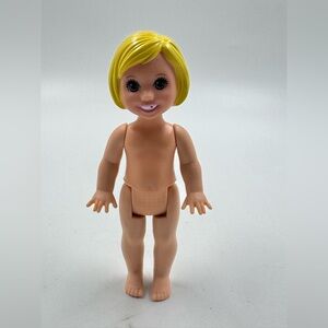 1994 Barbie Dentist Kelly Doll  "Missing Tooth" 4” blonde doll